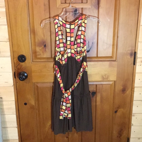 Women’s dress - Picture 2 of 2